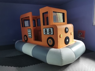Mini karuzela autobus